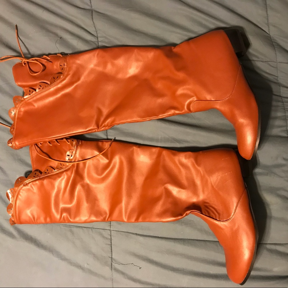 Fun, unique, ruffle top boots